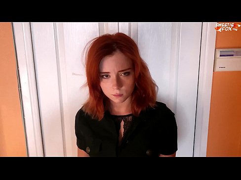 ❤️ Apsaugos darbuotojas nubaudė gražią moterį už vagystę iš parduotuvės - sperma burnoje ❤️ Porno fb prie mūsų ☑
